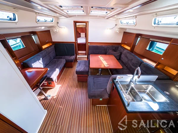 Hanse 455 - Yacht Charter Sailica