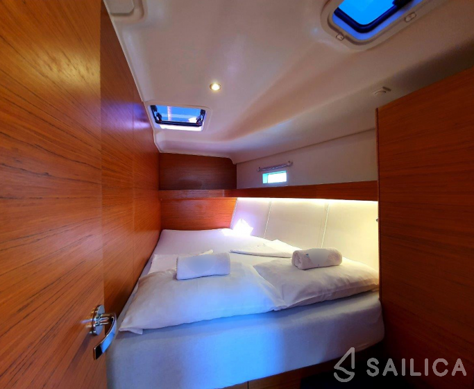 Elan 50 Impression - Yacht Charter Sailica