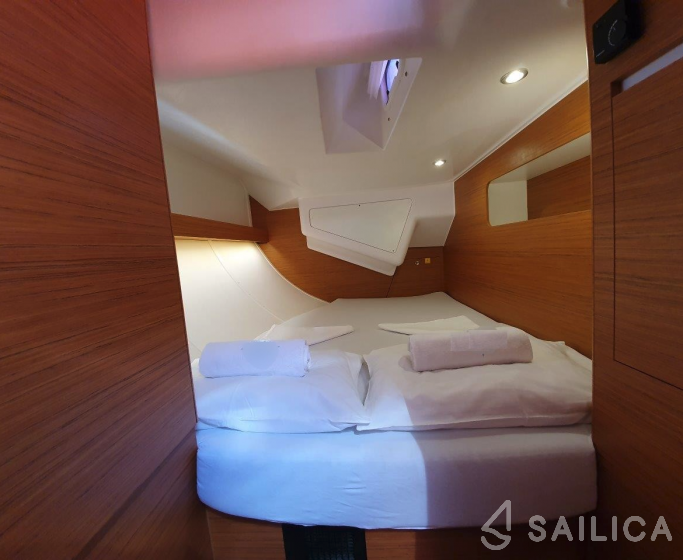 Elan 50 Impression - Yacht Charter Sailica