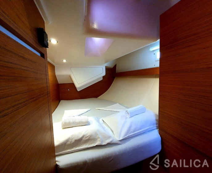 Elan 50 Impression - Yacht Charter Sailica