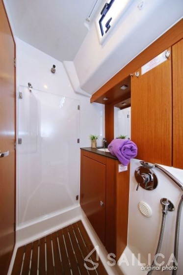 Bavaria Cruiser 56 - Yacht Charter Sailica