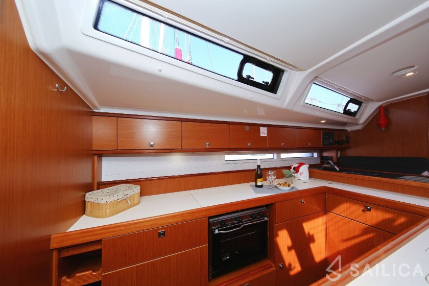Bavaria Cruiser 56 - Yacht Charter Sailica