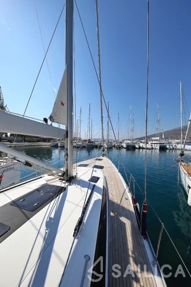 Bavaria Cruiser 56 - Yacht Charter Sailica