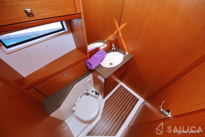 Bavaria Cruiser 56 - Yacht Charter Sailica