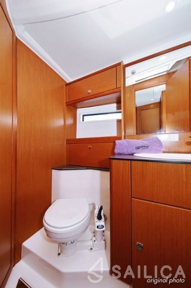 Bavaria Cruiser 56 - Yacht Charter Sailica