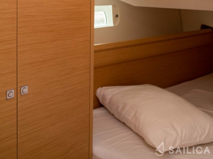 Sun Odyssey 449 - Yacht Charter Sailica