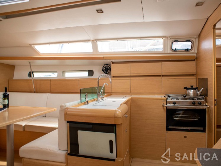 Sun Odyssey 449 - Yacht Charter Sailica
