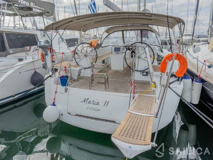 Jeanneau 54 - Yacht Charter Sailica