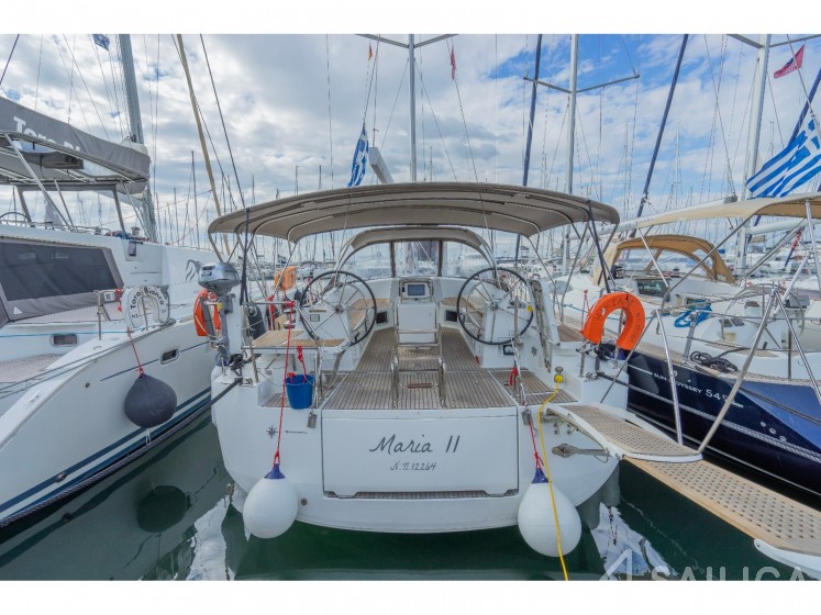 Jeanneau 54 - Yacht Charter Sailica
