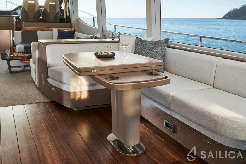 Princess 72 Fly - Yacht Charter Sailica