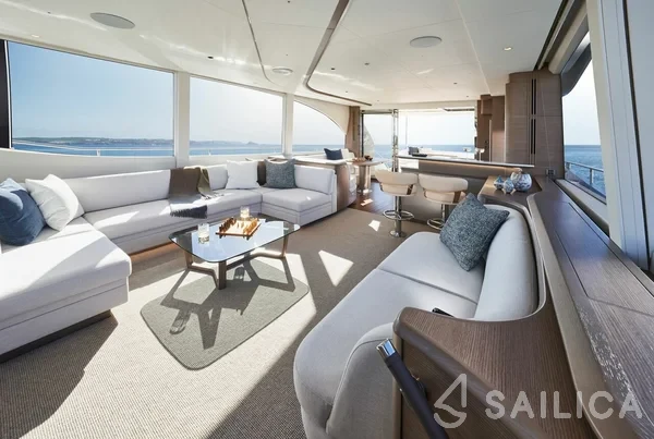 Princess 72 Fly - Yacht Charter Sailica