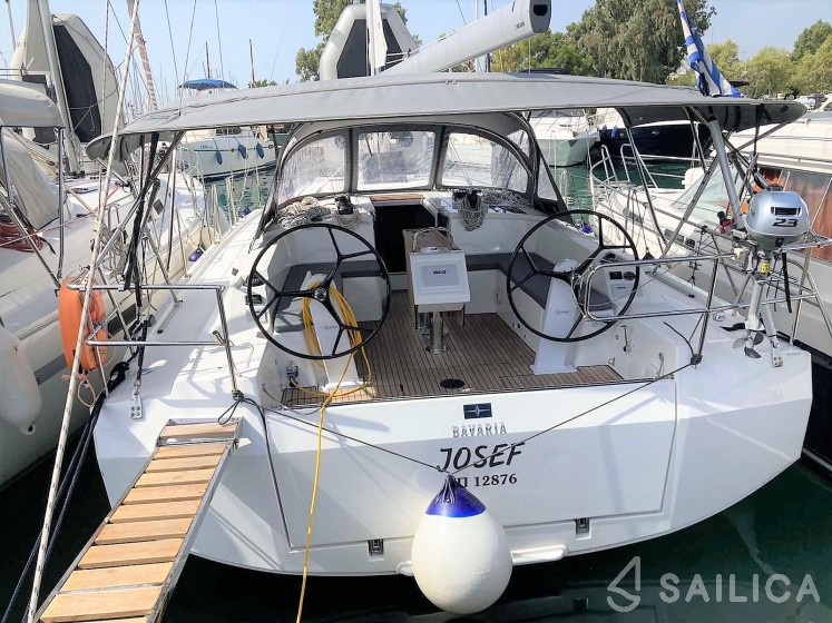 Bavaria C42 - Yacht Charter Sailica