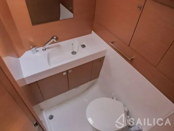 Sun Odyssey 519 - Yacht Charter Sailica