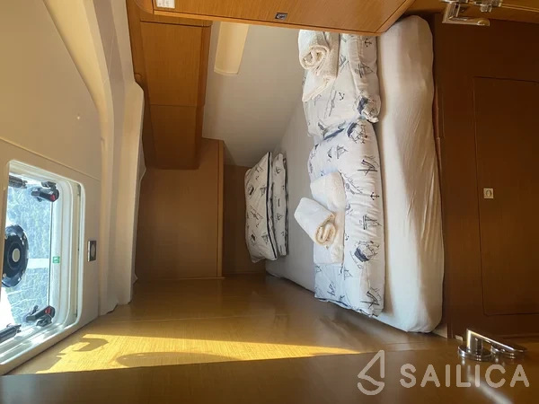 Sun Odyssey 519 - Yacht Charter Sailica