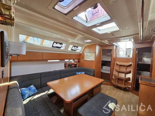 Bavaria 46 Cruiser - Yacht Charter Sailica