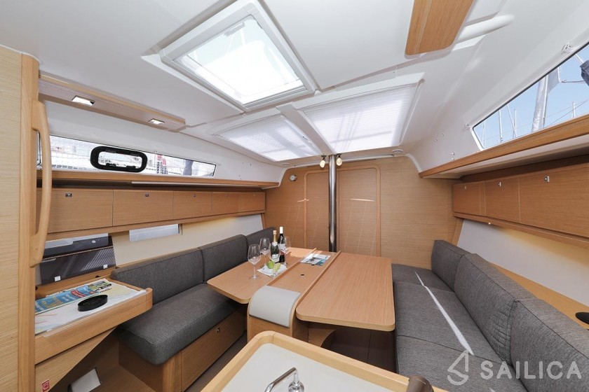 Dufour 382 GL - Yacht Charter Sailica