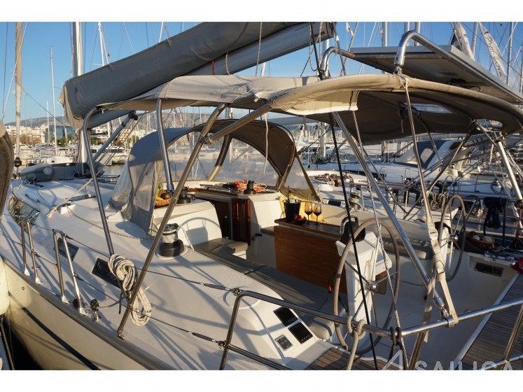 Bavaria 51 Cruiser - Yacht Charter Sailica