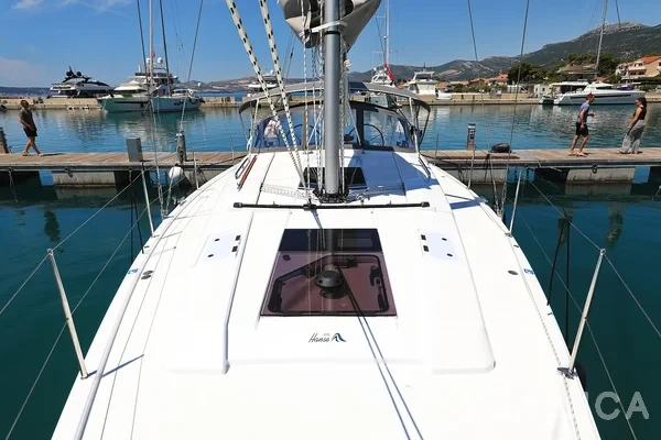 Hanse 418 - Yacht Charter Sailica