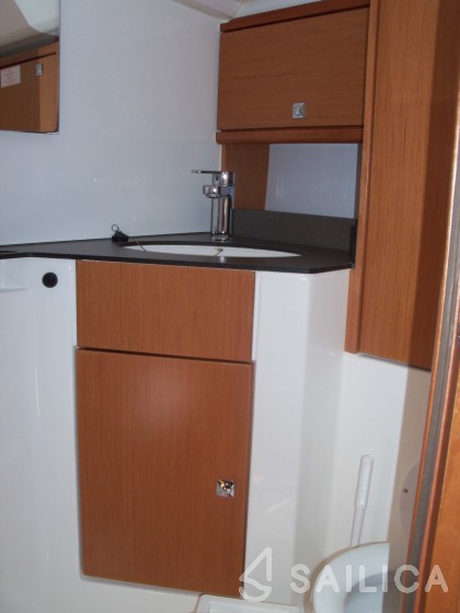 Bavaria 46 Cruiser - Yacht Charter Sailica