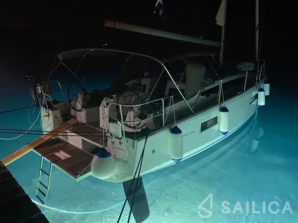 Sun Odyssey 410 - Yacht Charter Sailica
