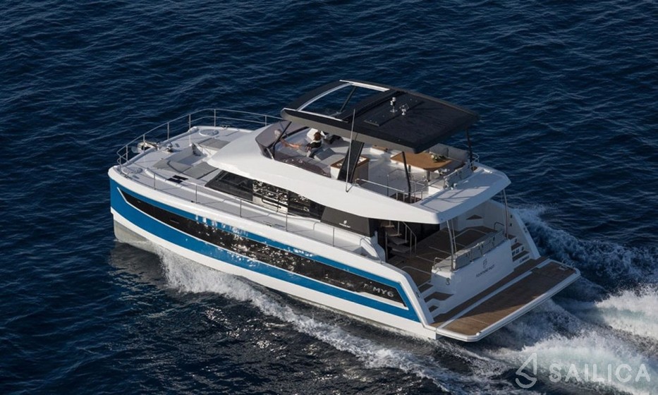 Fountaine Pajot MY6 - Yacht Charter Sailica