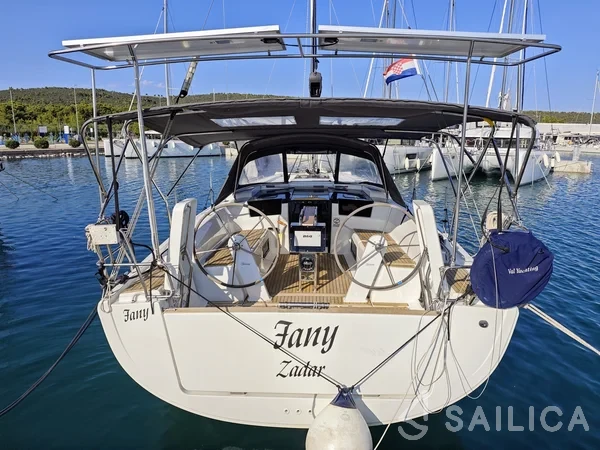 Hanse 388 - Yacht Charter Sailica