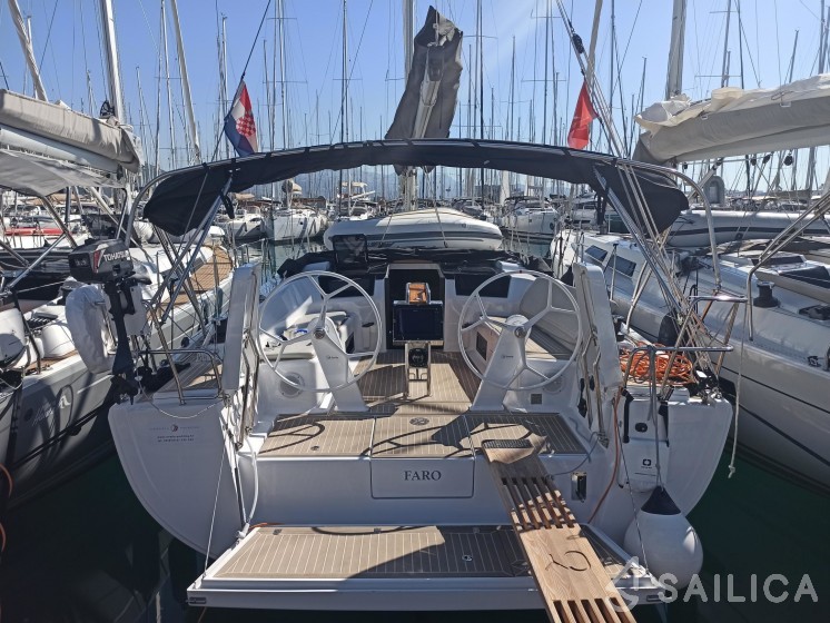 Hanse 418 - Yacht Charter Sailica