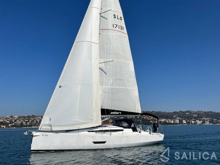 Elan E5 - Yacht Charter Sailica
