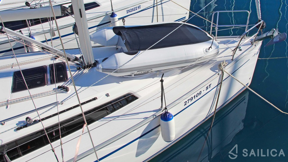 Bavaria 34 Cruiser - Yacht Charter Sailica