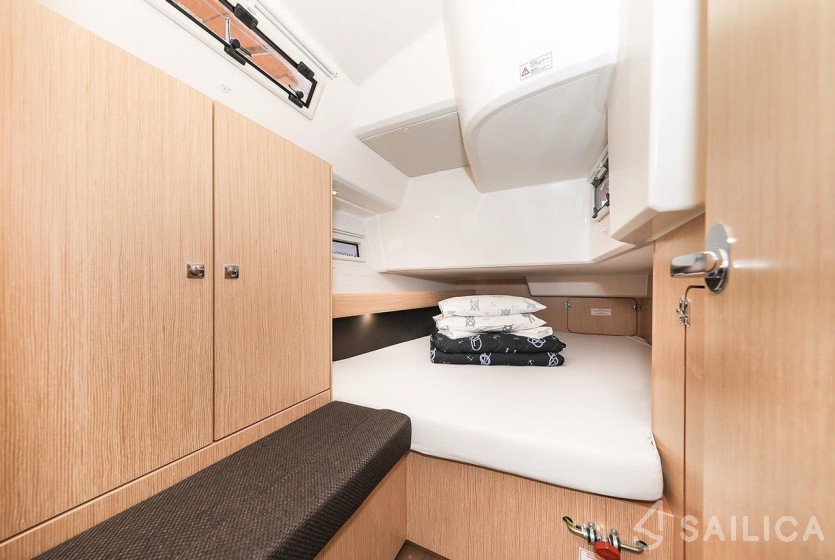 Bavaria 41 Cruiser - Yacht Charter Sailica