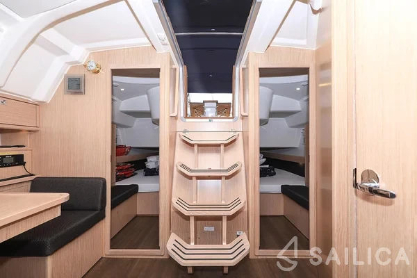 Bavaria 41 Cruiser - Yacht Charter Sailica