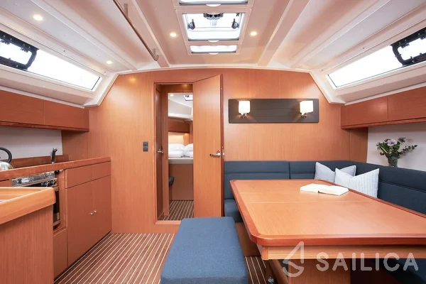 Bavaria 46 Cruiser - Yacht Charter Sailica