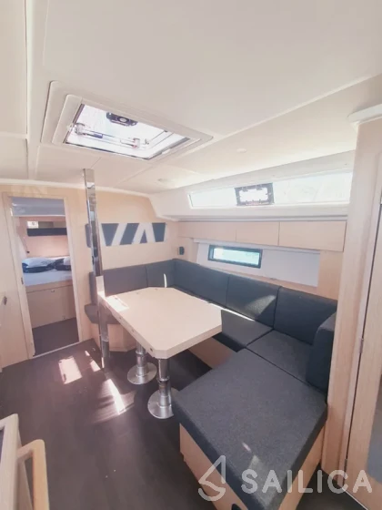 Bavaria C42 - Yacht Charter Sailica