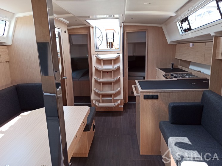 Bavaria C42 - Yacht Charter Sailica