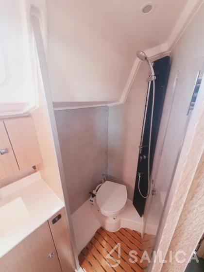 Bavaria C42 - Yacht Charter Sailica