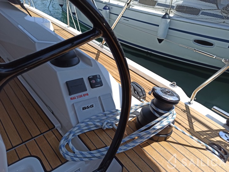 Bavaria C42 - Yacht Charter Sailica
