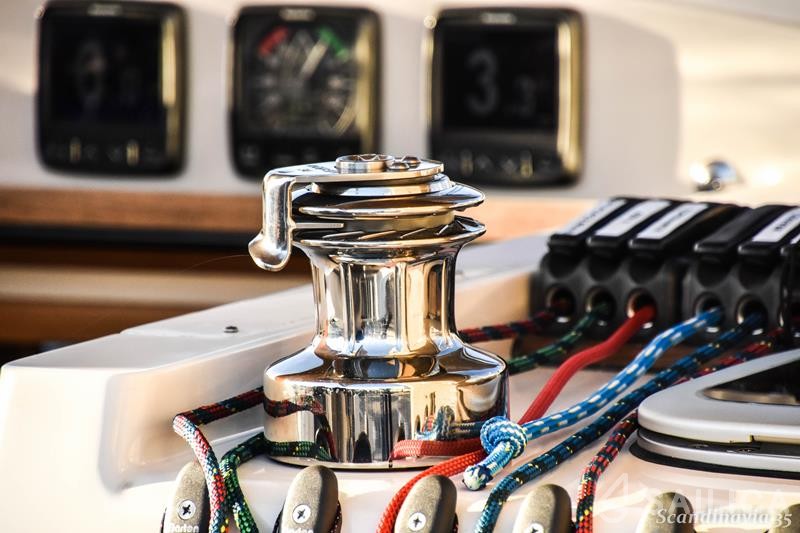 Scandinavia 35 - Yacht Charter Sailica