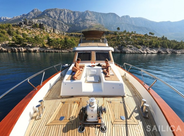 Motoryacht - Yacht Charter Sailica