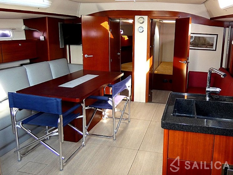 Hanse 540e - Yacht Charter Sailica