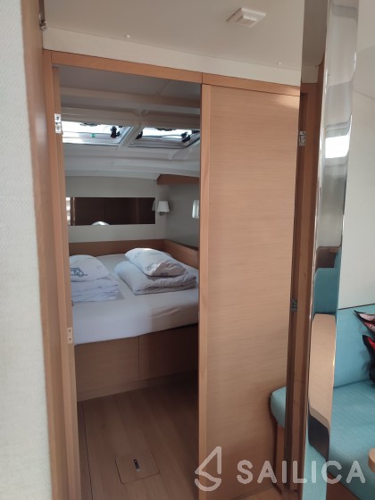Sun Odyssey 440 - Yacht Charter Sailica