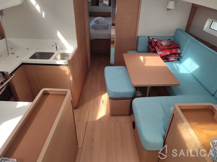 Sun Odyssey 440 - Yacht Charter Sailica