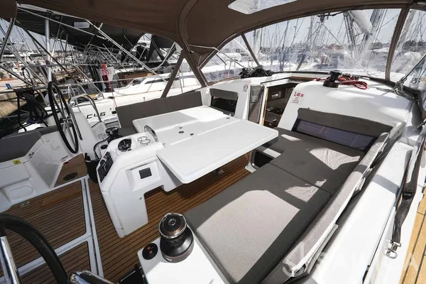 Sun Odyssey 440 - Yacht Charter Sailica