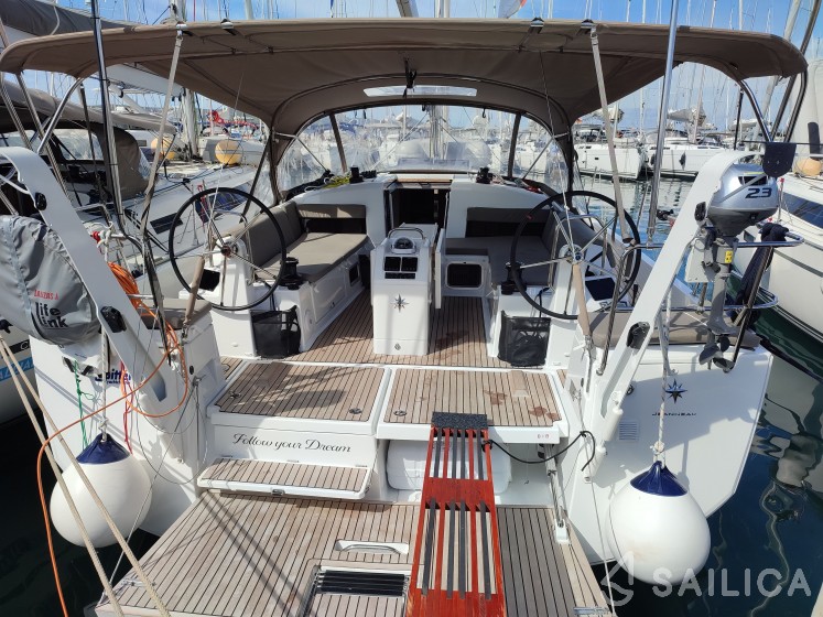 Sun Odyssey 440 - Yacht Charter Sailica