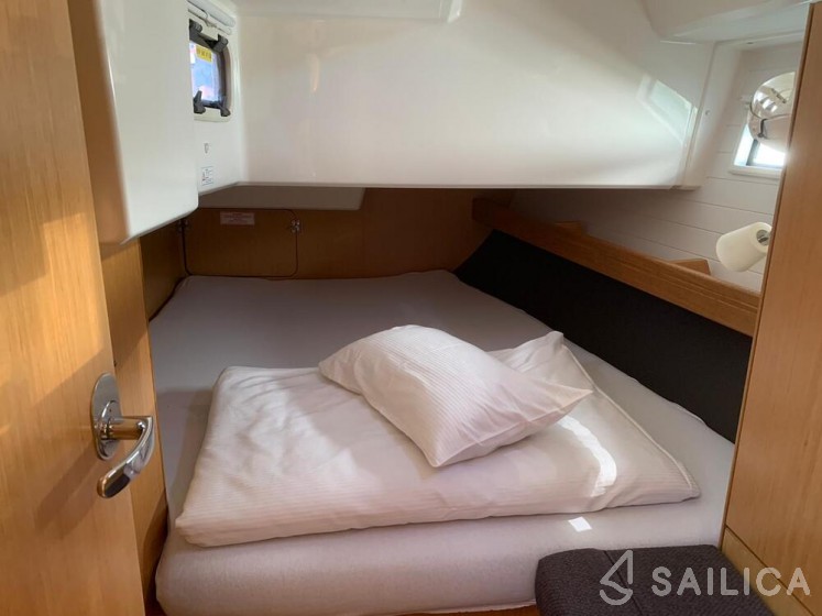 Bavaria 41 Cruiser - Yacht Charter Sailica