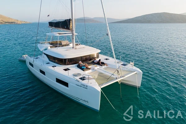 Lagoon 46  - Yacht Charter Sailica
