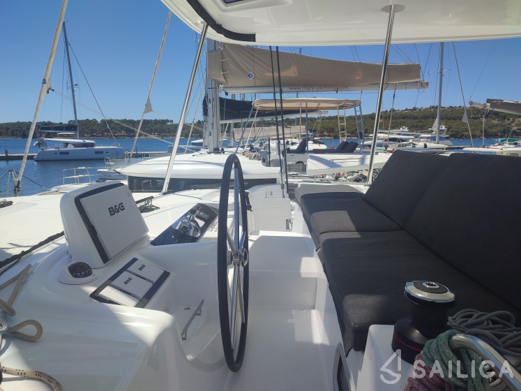 Lagoon 46  - Yacht Charter Sailica