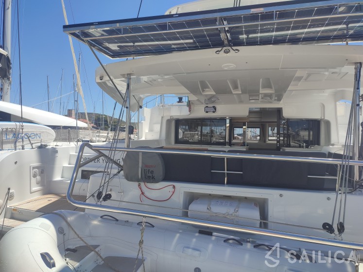 Lagoon 46  - Yacht Charter Sailica