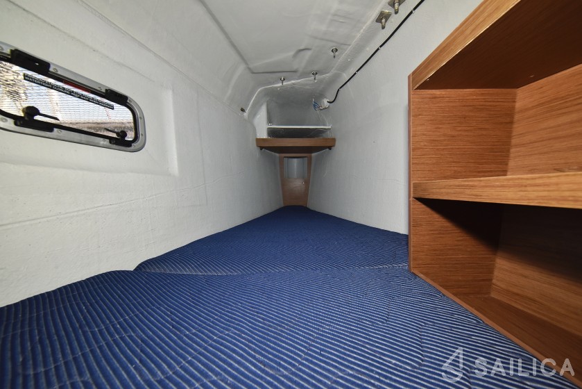 Lagoon 42 - Yacht Charter Sailica