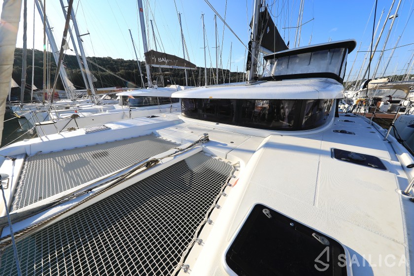 Lagoon 42 - Yacht Charter Sailica