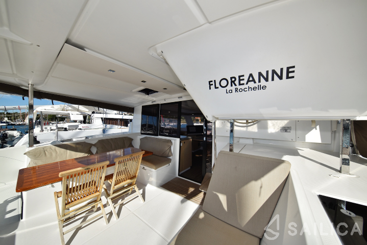 Lucia 40 - Yacht Charter Sailica